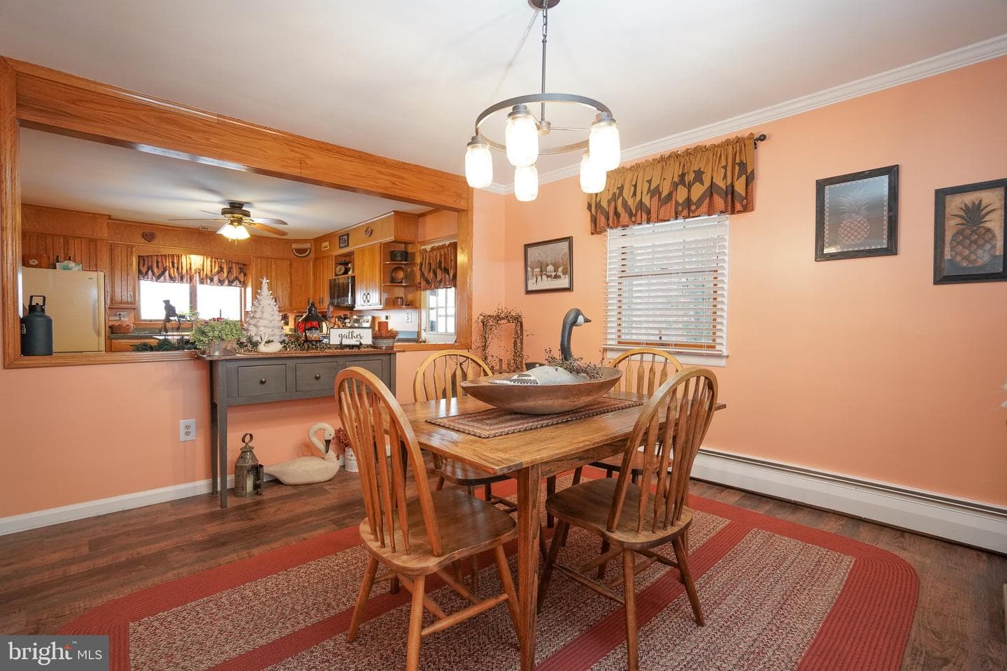 120 Ave E photo 29