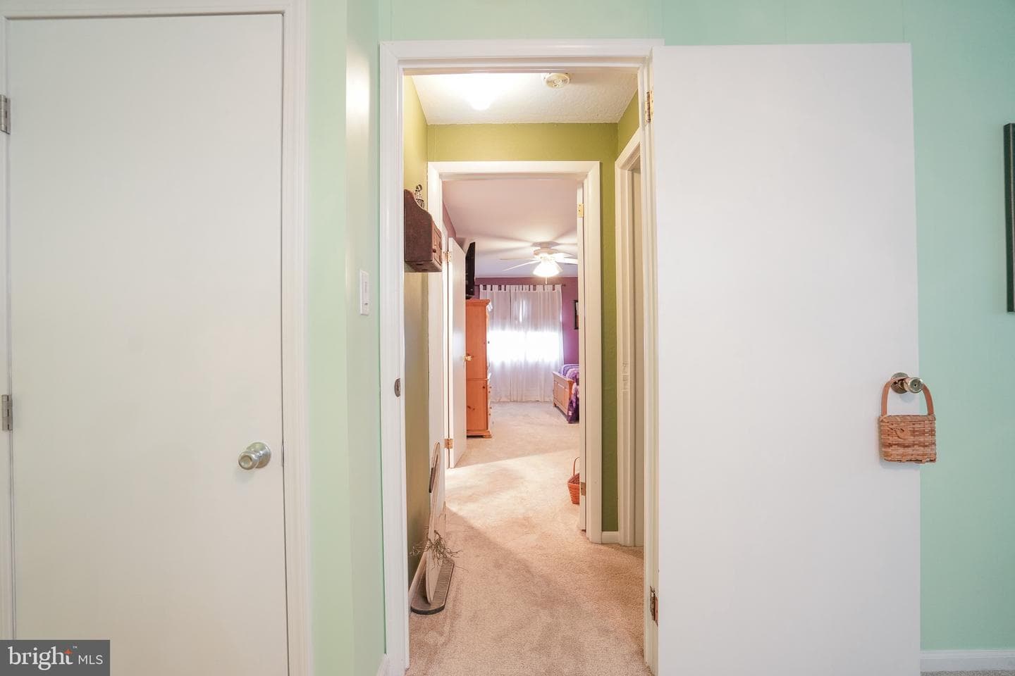 120 Ave E photo 49