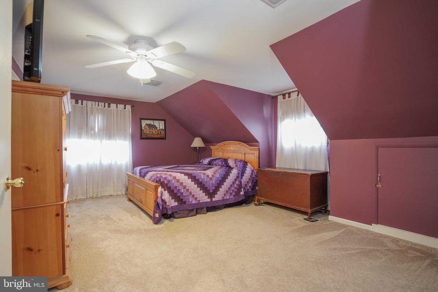 120 Ave E photo 50