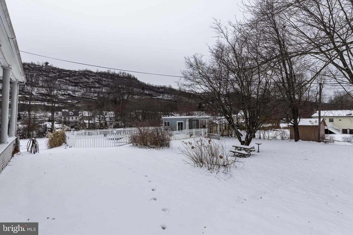 2406 Railroad Street photo 83