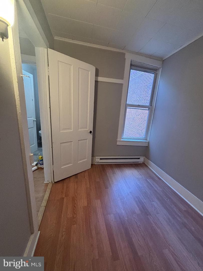 129 N White Street photo 7