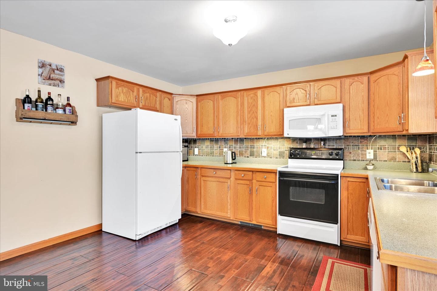 70 Oak Grove Road photo 19