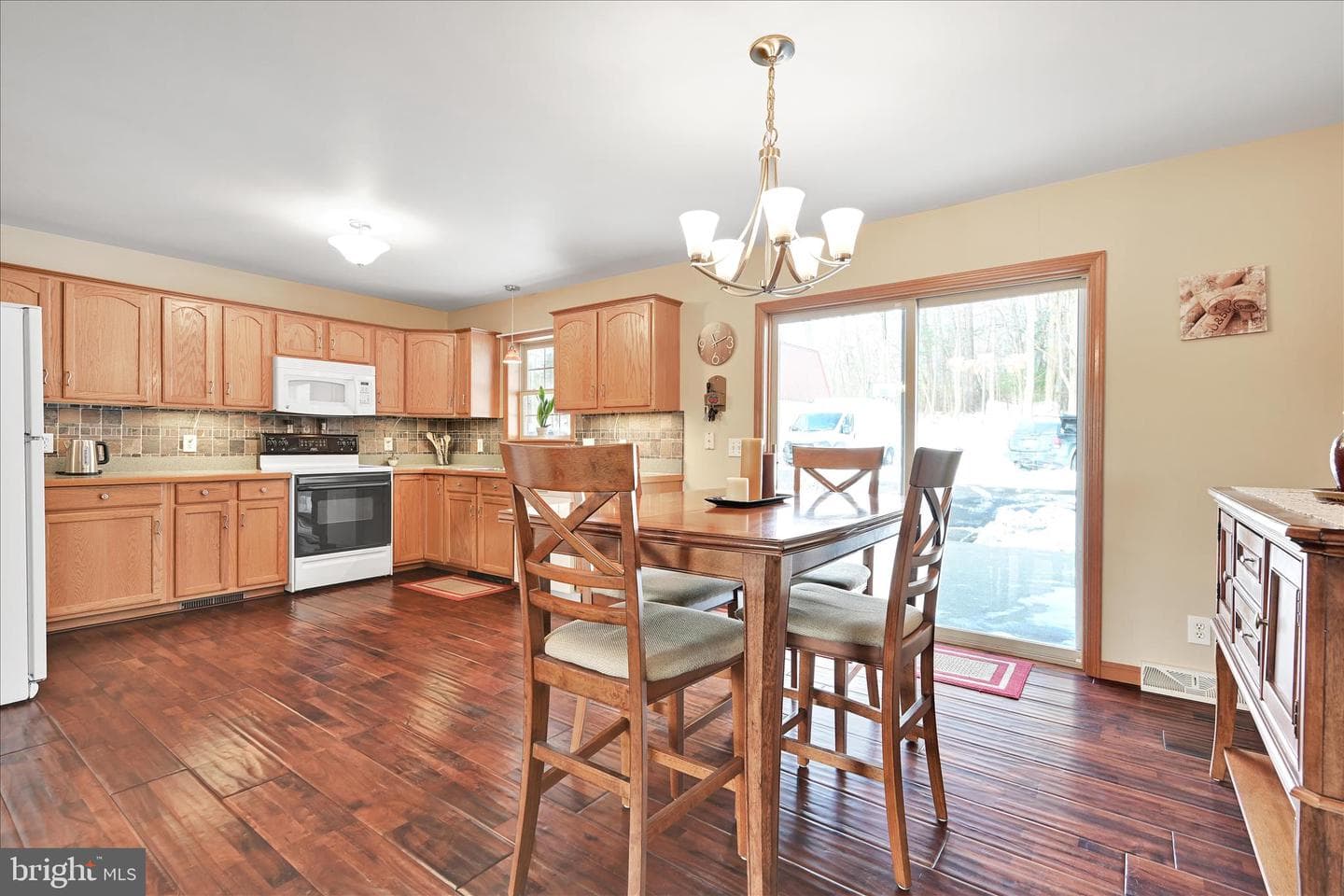 70 Oak Grove Road photo 22
