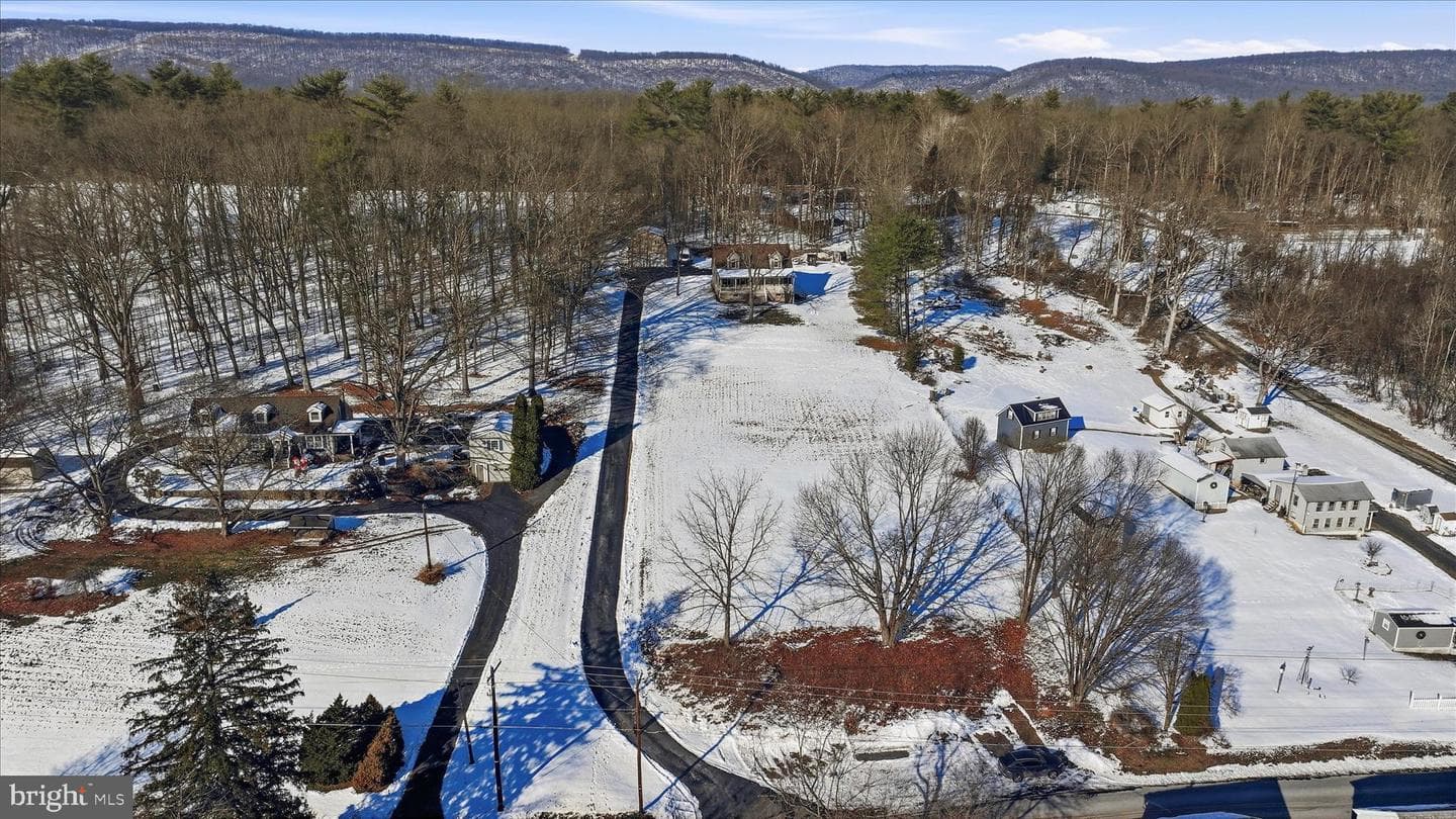 70 Oak Grove Road photo 4