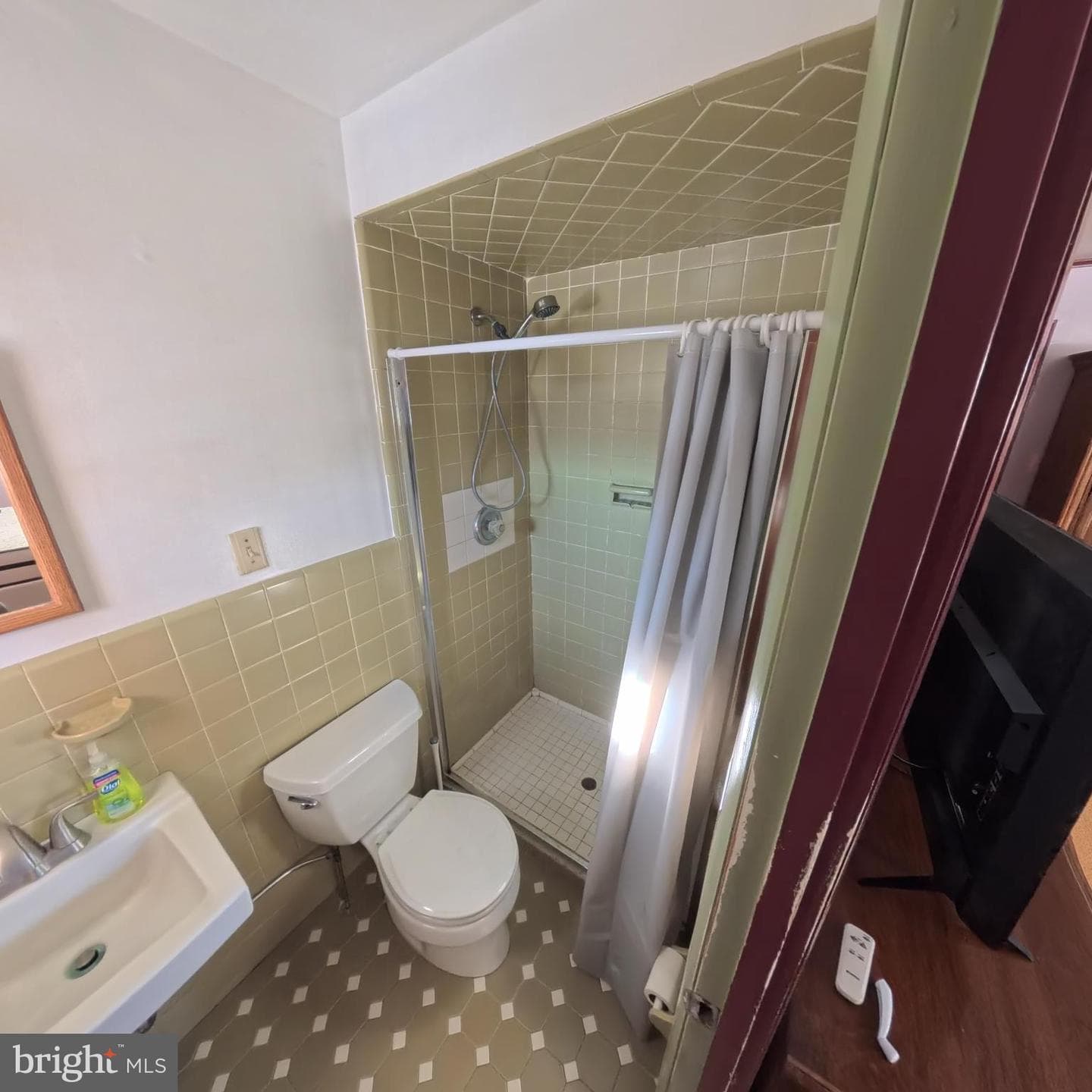 116 W Vine Street photo 31