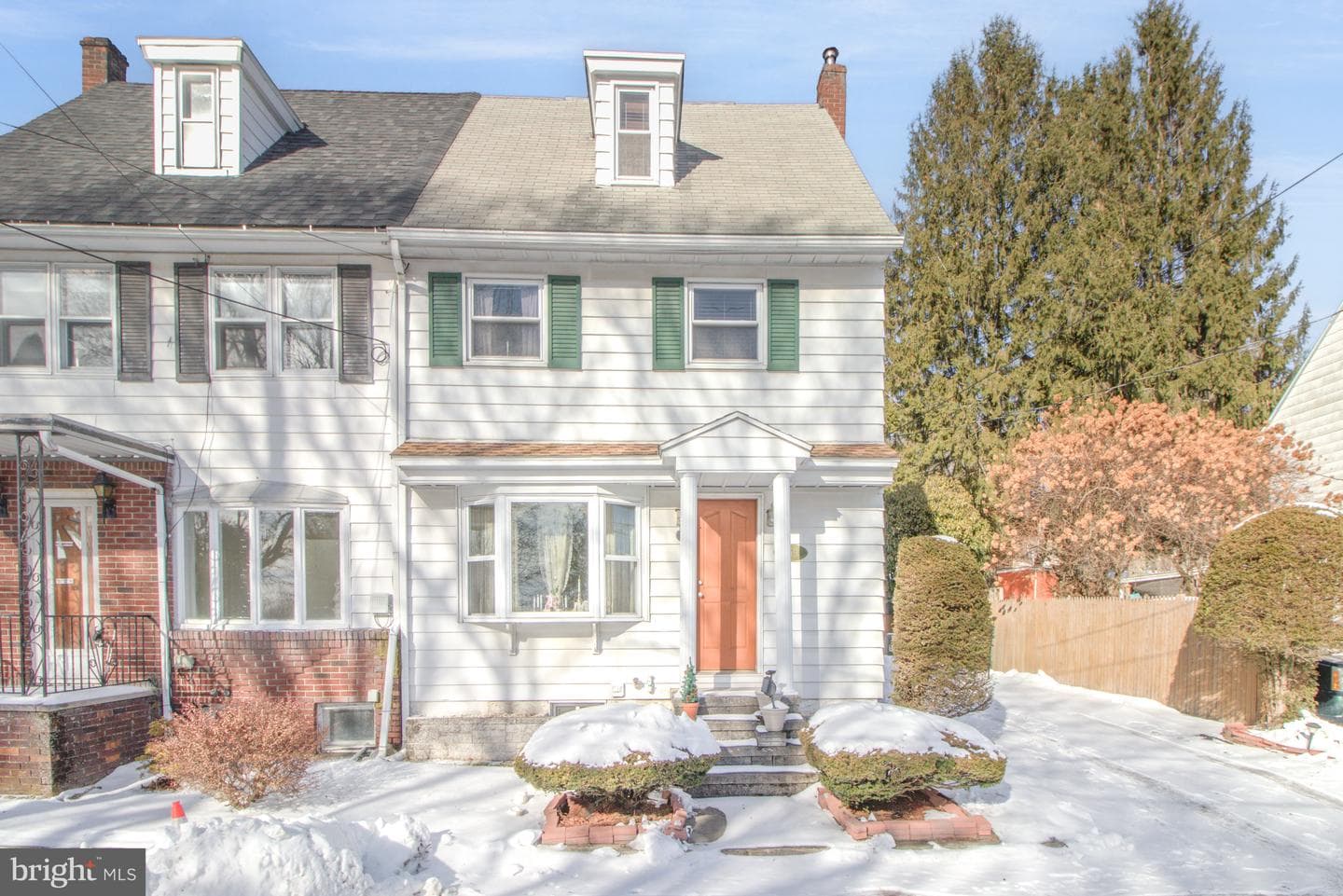169 Weston Place photo 2