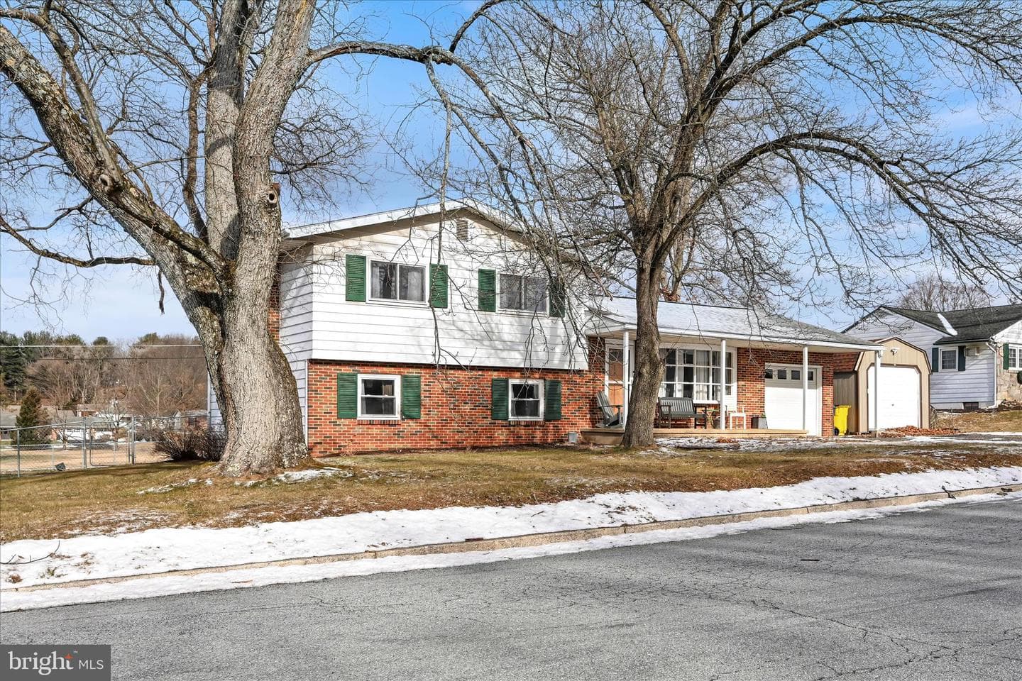 609 Hillcroft Avenue photo 35
