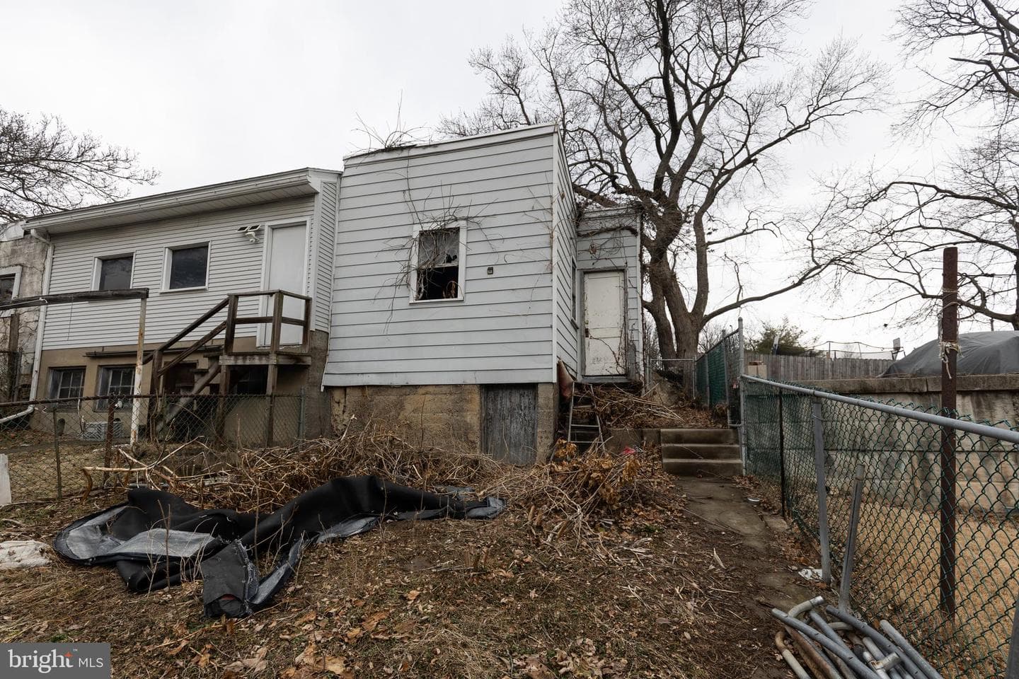 222 Fairview Street photo 14