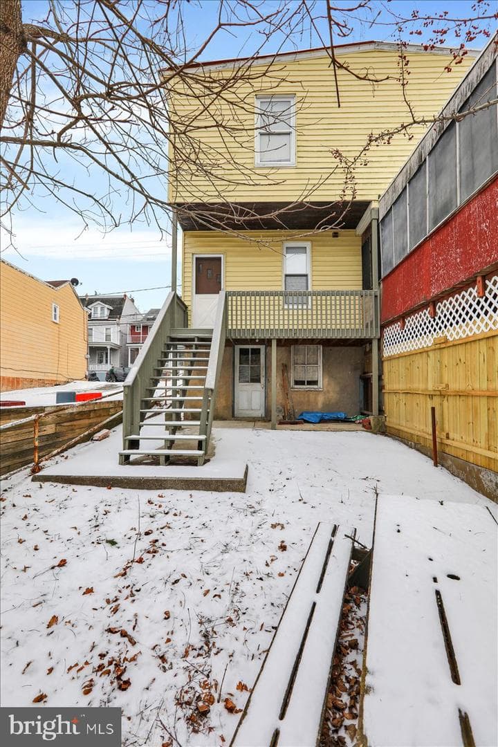 1652 W Norwegian Street photo 28