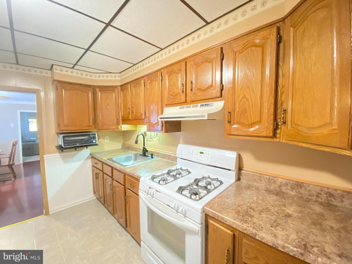 141 S Nicholas Street photo 14