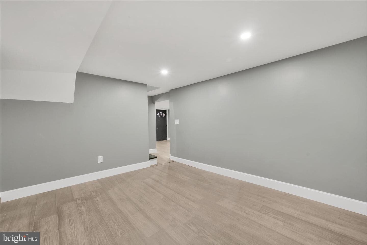 442 Lewis Street photo 27