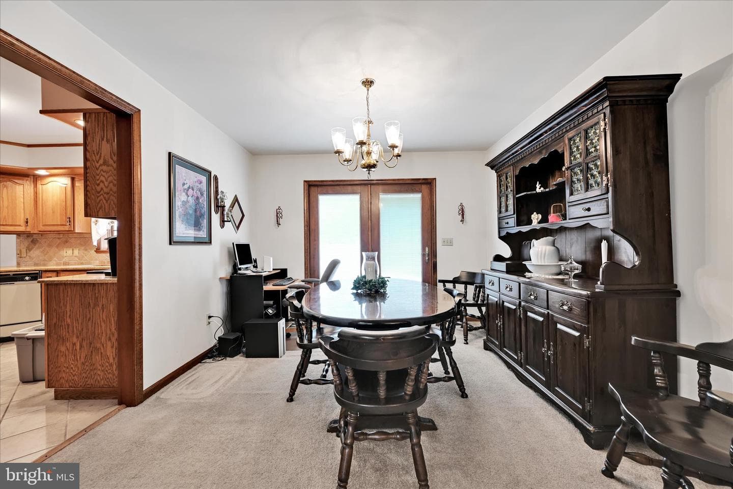 611 N Orchard Avenue photo 13