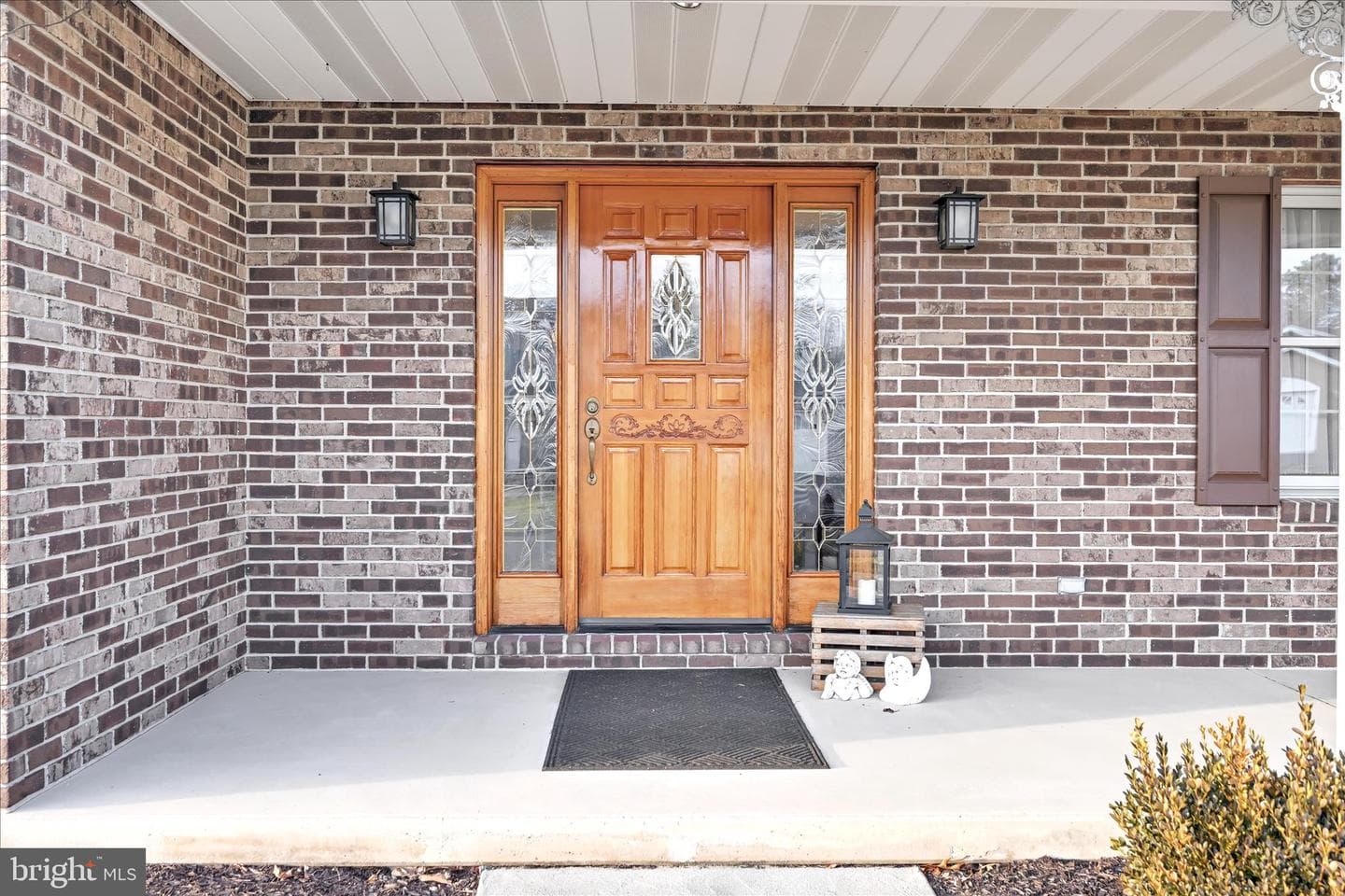 611 N Orchard Avenue photo 9