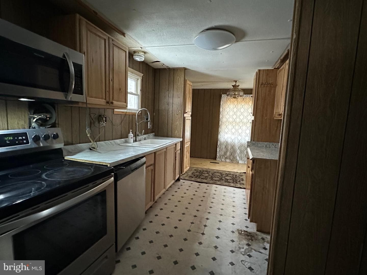 1063 Chestnut Street photo 7