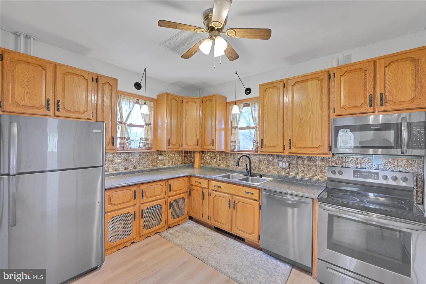 64 S Schuylkill Street photo 13