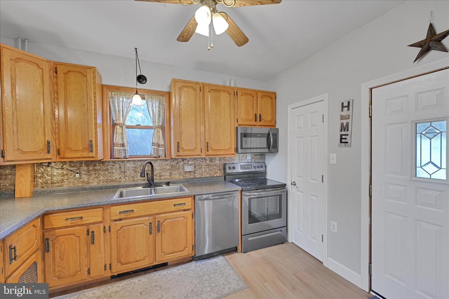 64 S Schuylkill Street photo 14