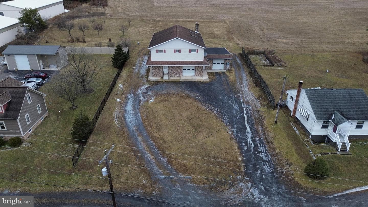 1052 Centre Turnpike photo 45
