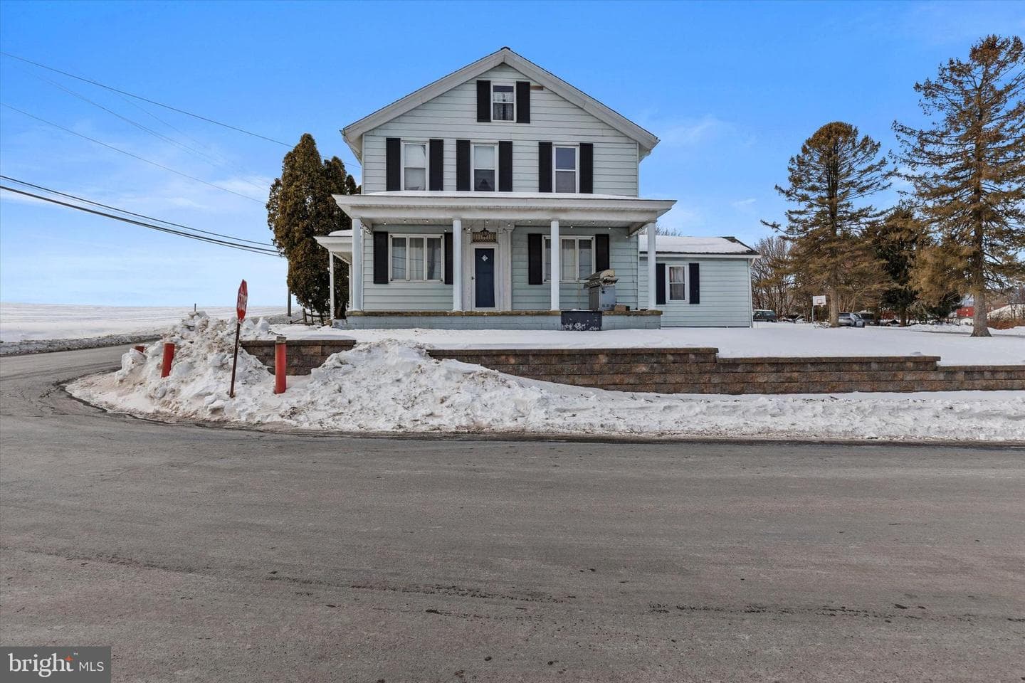 501 Valley Road