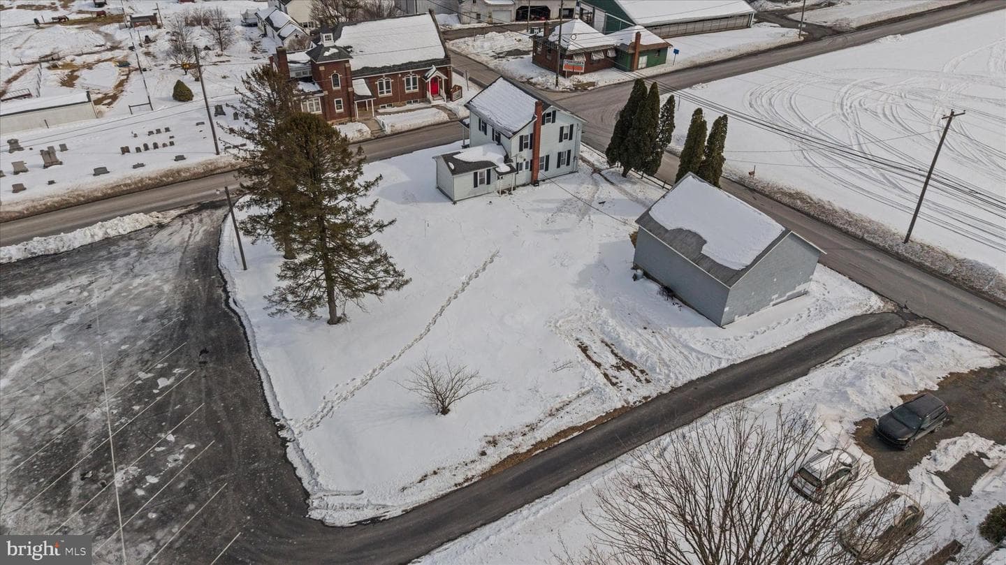 501 Valley Road photo 38