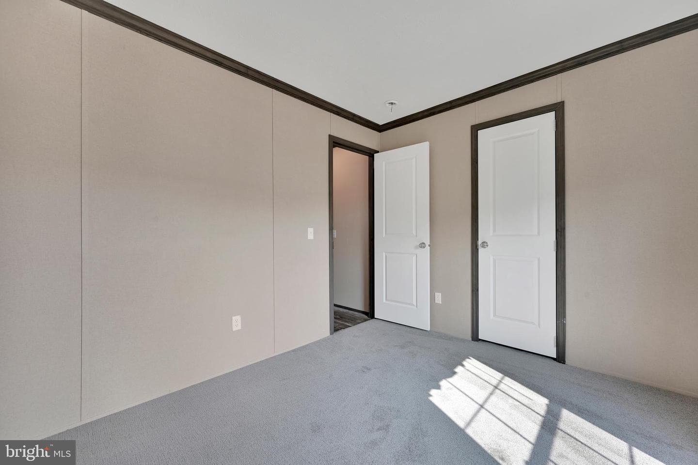 9 King Lane photo 18