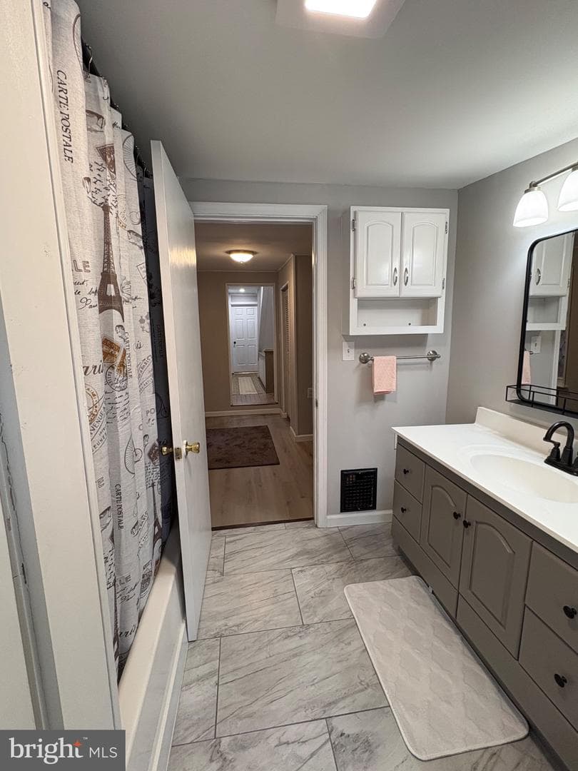1103 W Market Street photo 62