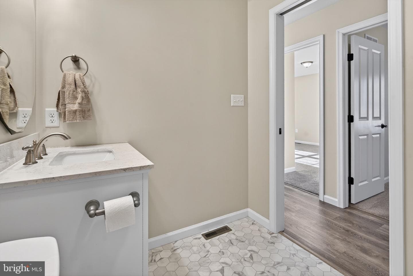 2021 Evergreen Drive photo 46