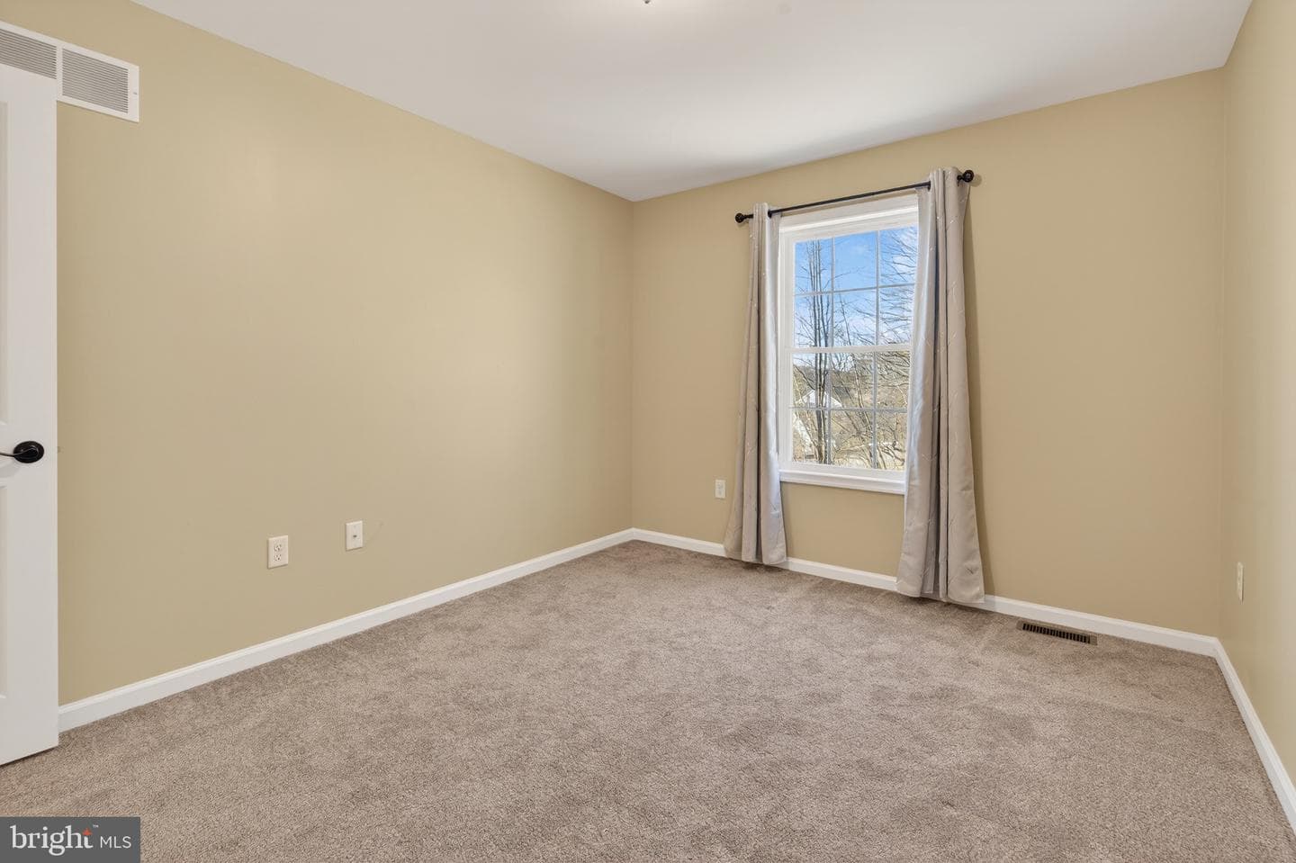 2021 Evergreen Drive photo 48