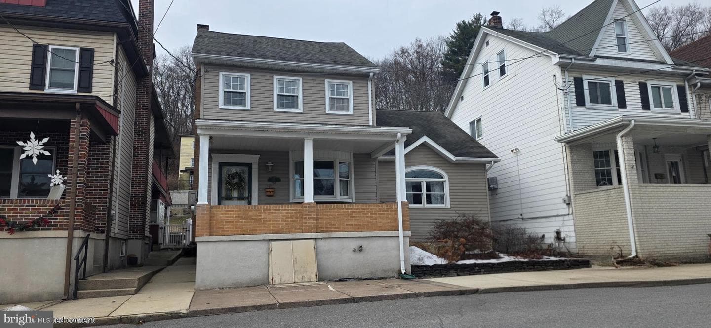 514 W Washington Street photo 2