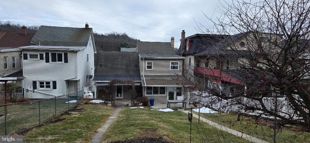514 W Washington Street photo 30