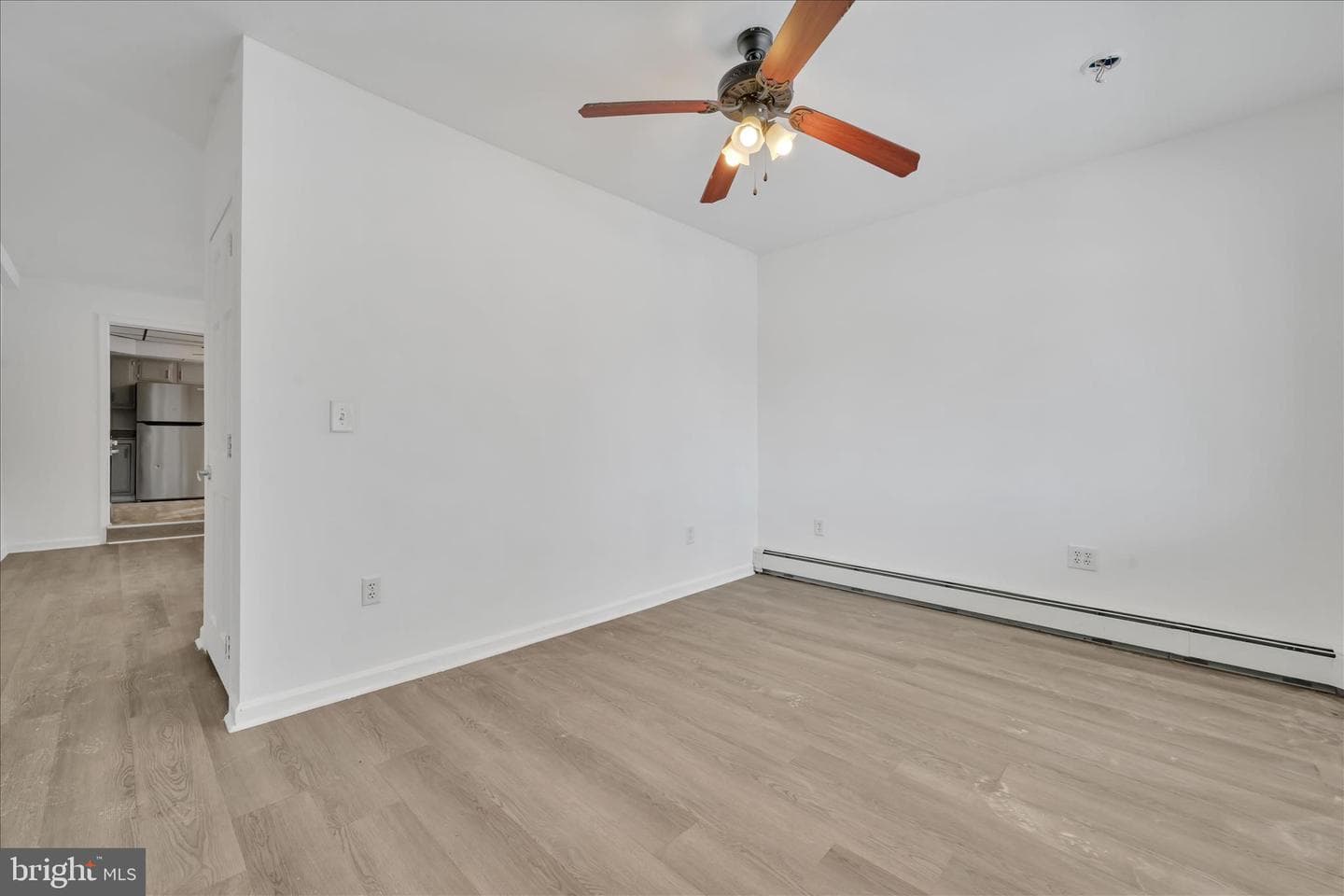1023 W Schuylkill photo 9