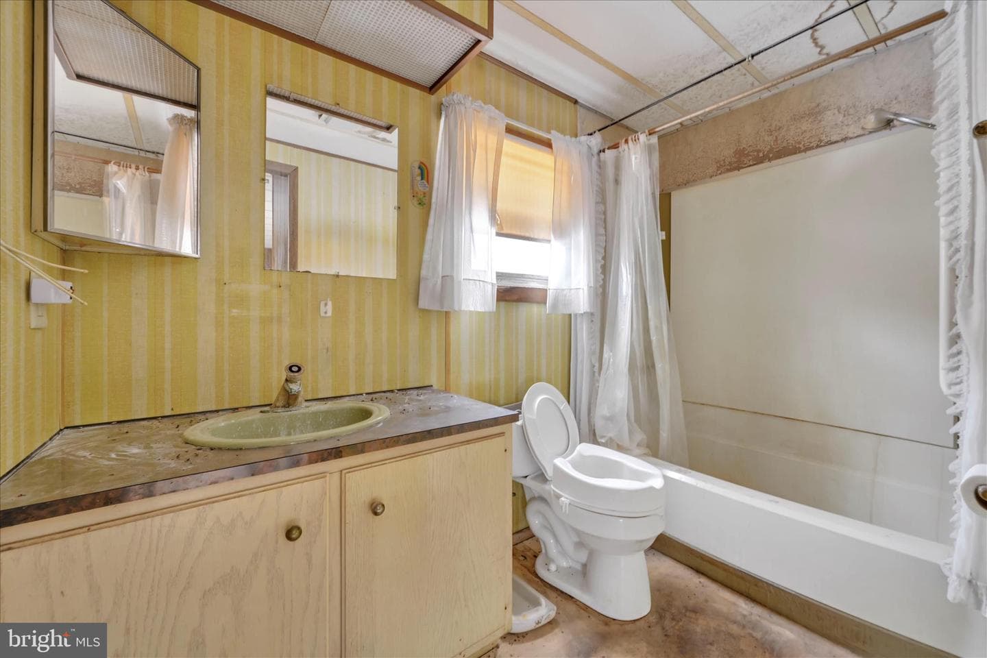 283 Pleasant Valley Road photo 16