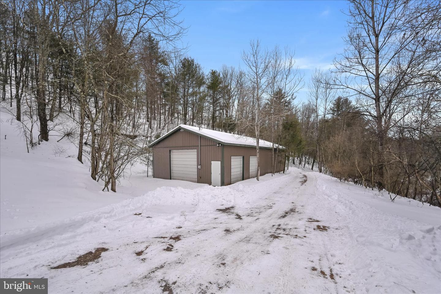283 Pleasant Valley Road photo 32