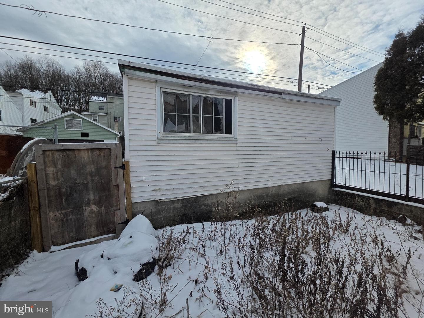 426 Centre Street photo 12