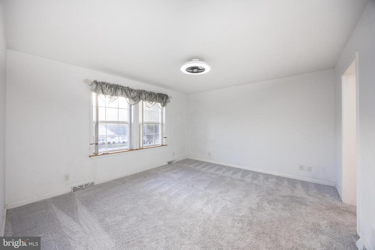 12 Sajer Road photo 12