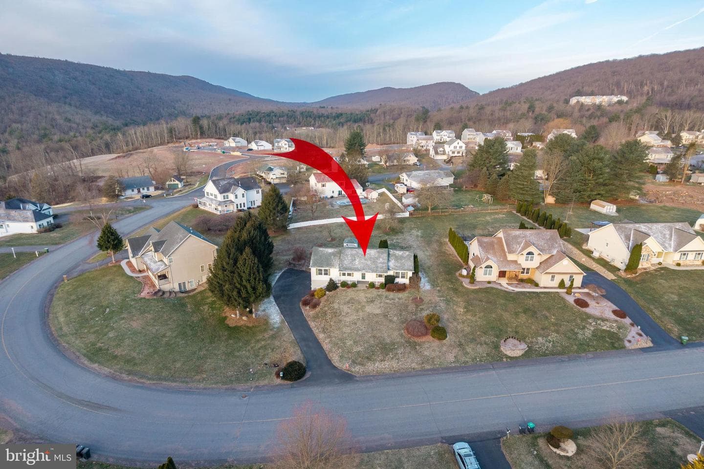 12 Sajer Road photo 2