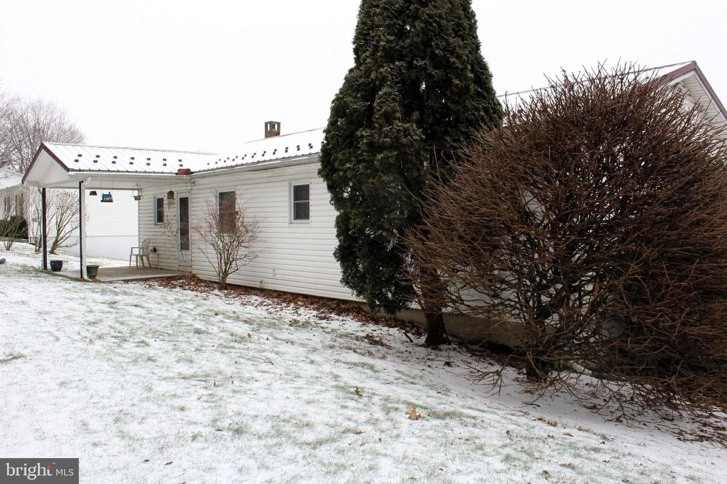 548 Willow photo 31