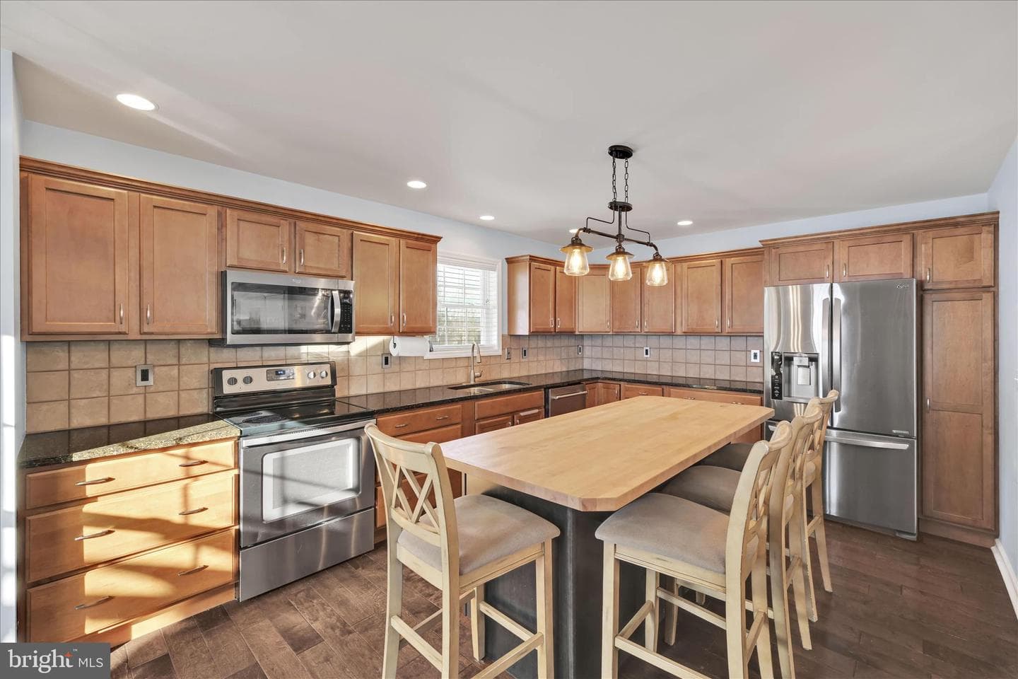 72 Evergreen Drive photo 12