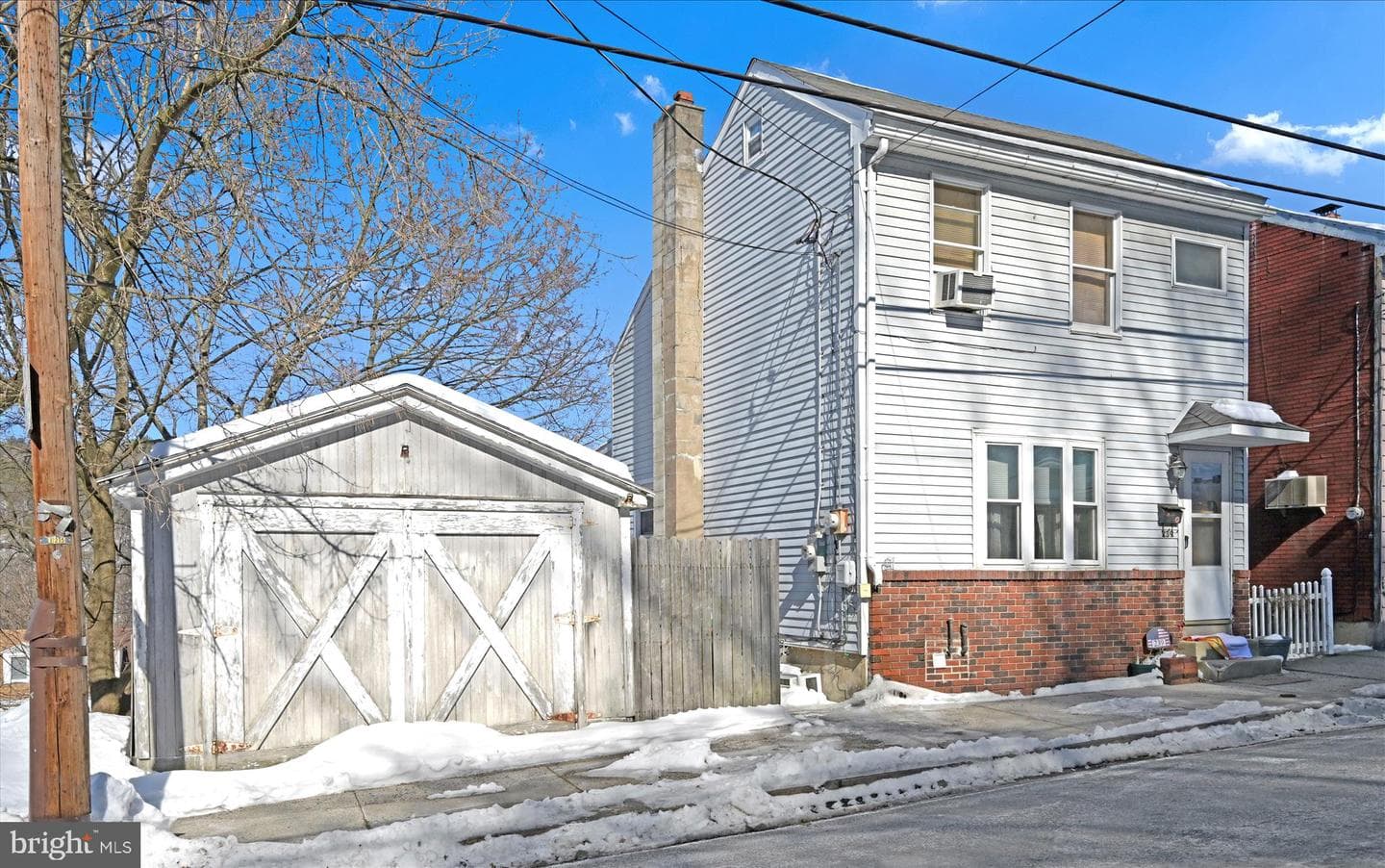 239 W Savory Street photo 5