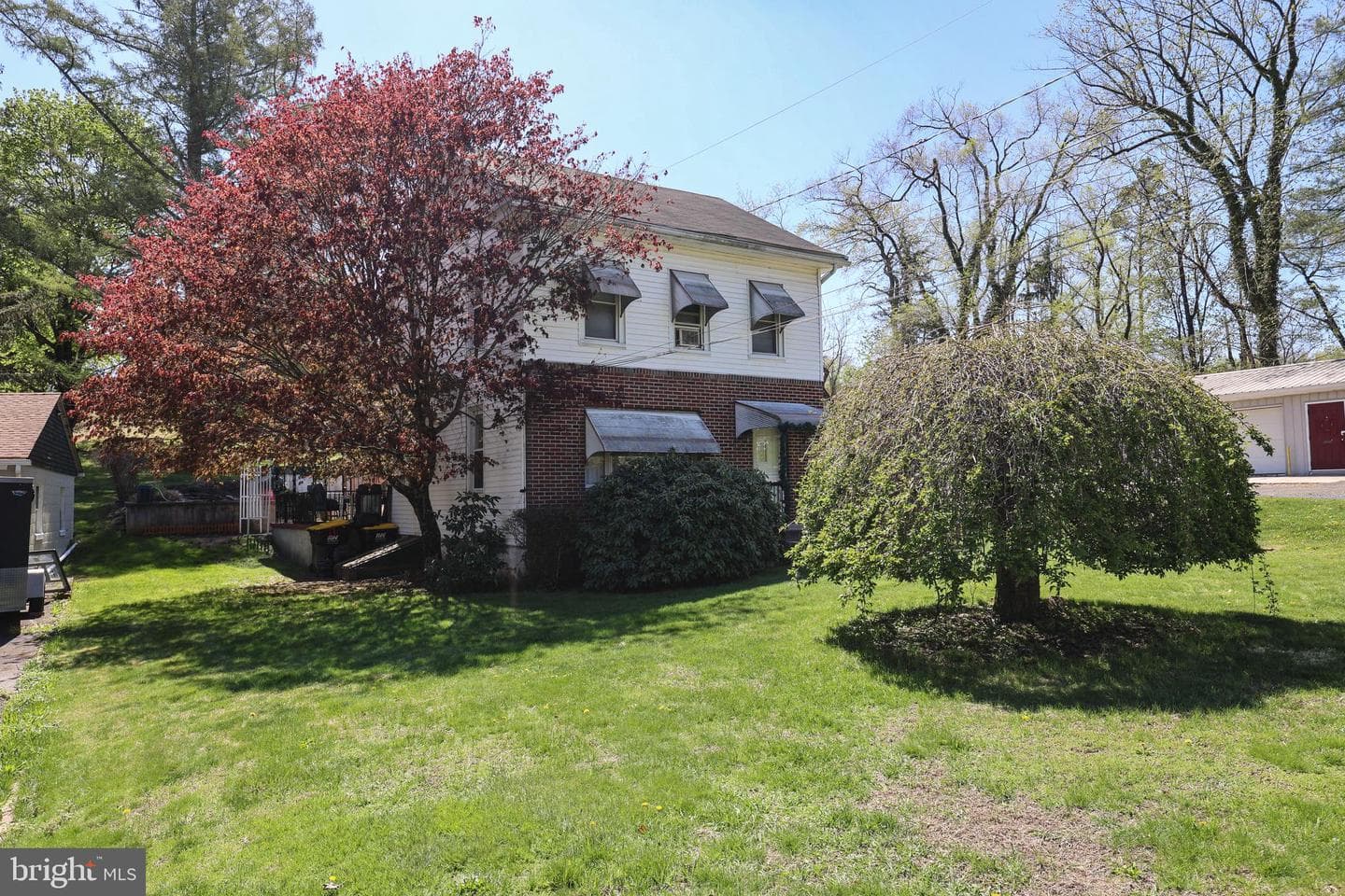 846 Bunting Street photo 2