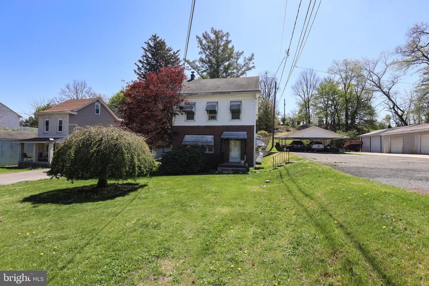 846 Bunting Street photo 3