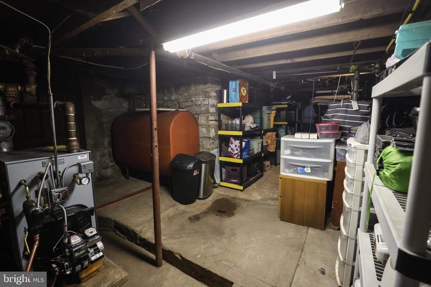 846 Bunting Street photo 31