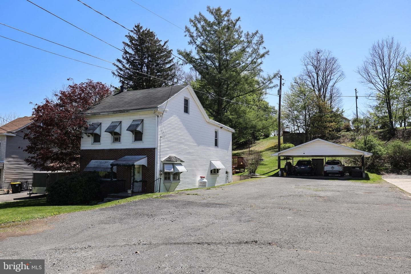 846 Bunting Street photo 4