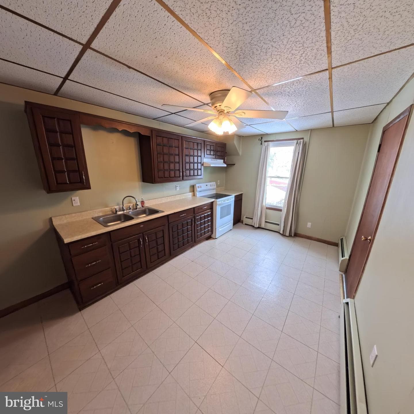 32 S Stanton Street photo 9