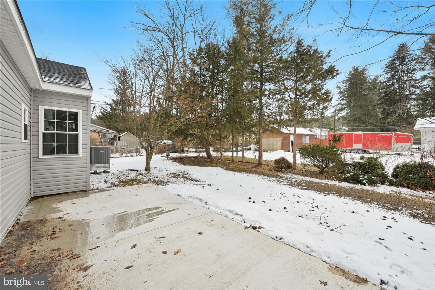 200 Willow Road photo 31