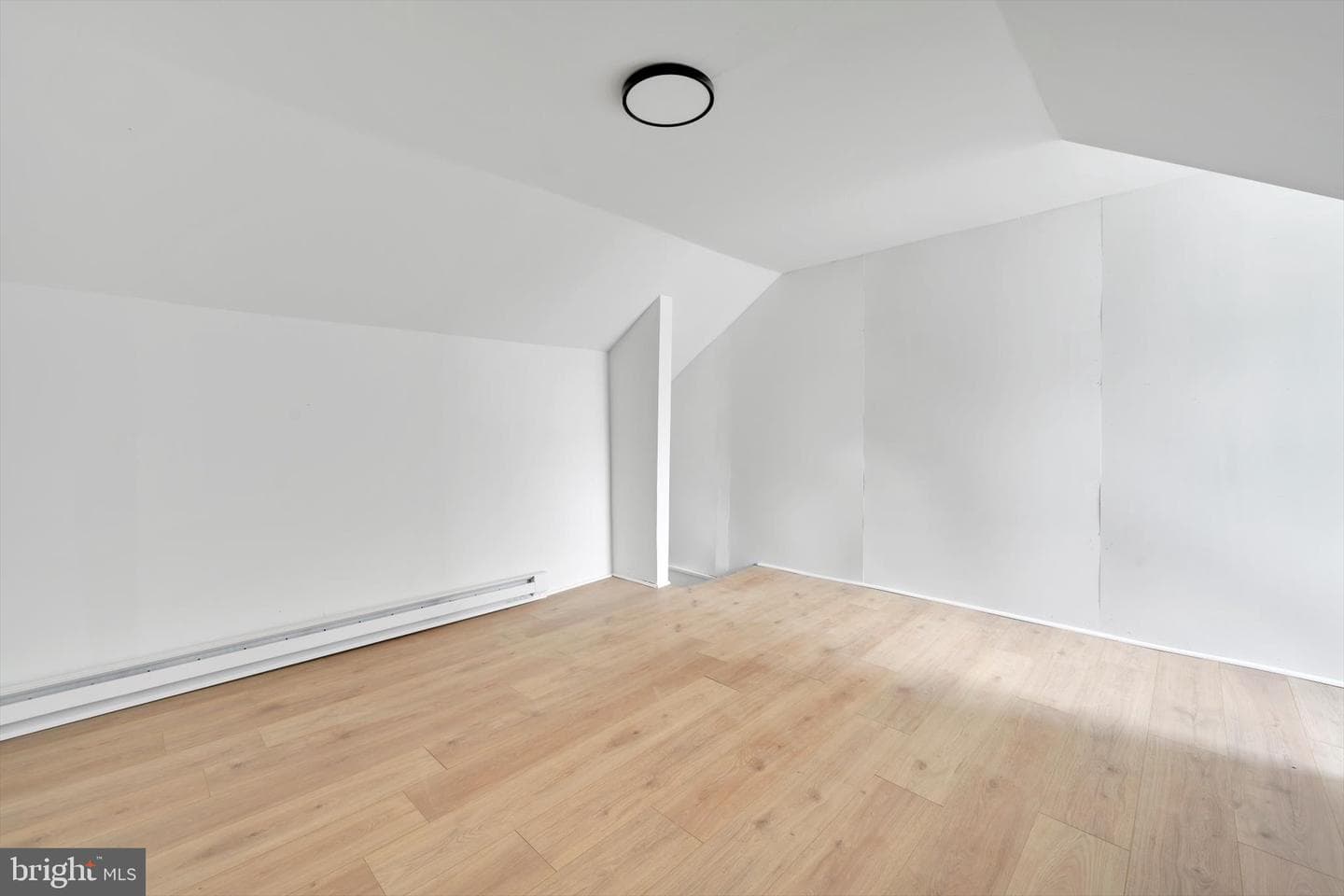 229 Valley Street photo 22