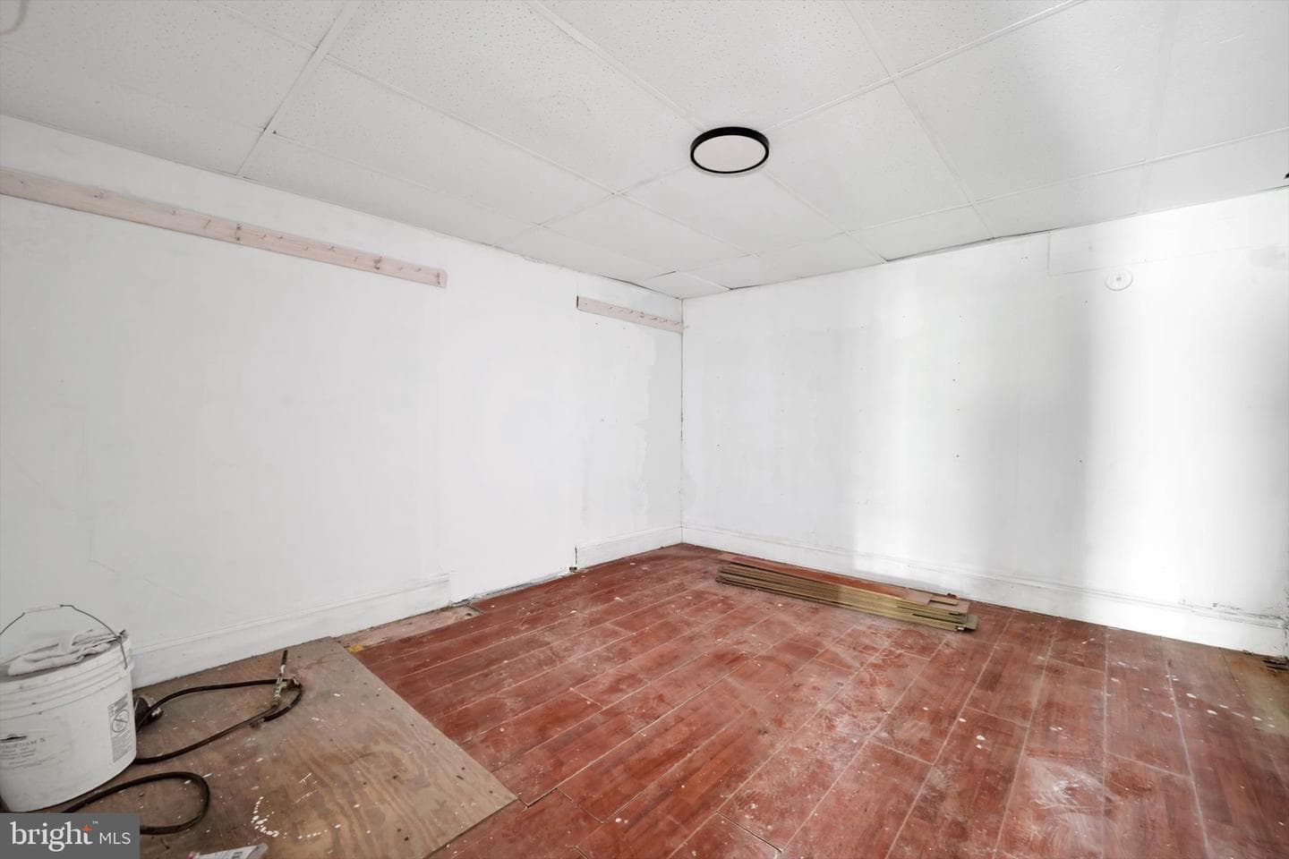 229 Valley Street photo 23