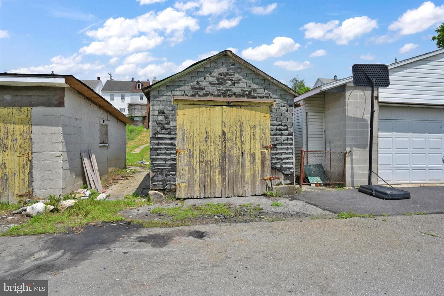 229 Valley Street photo 29