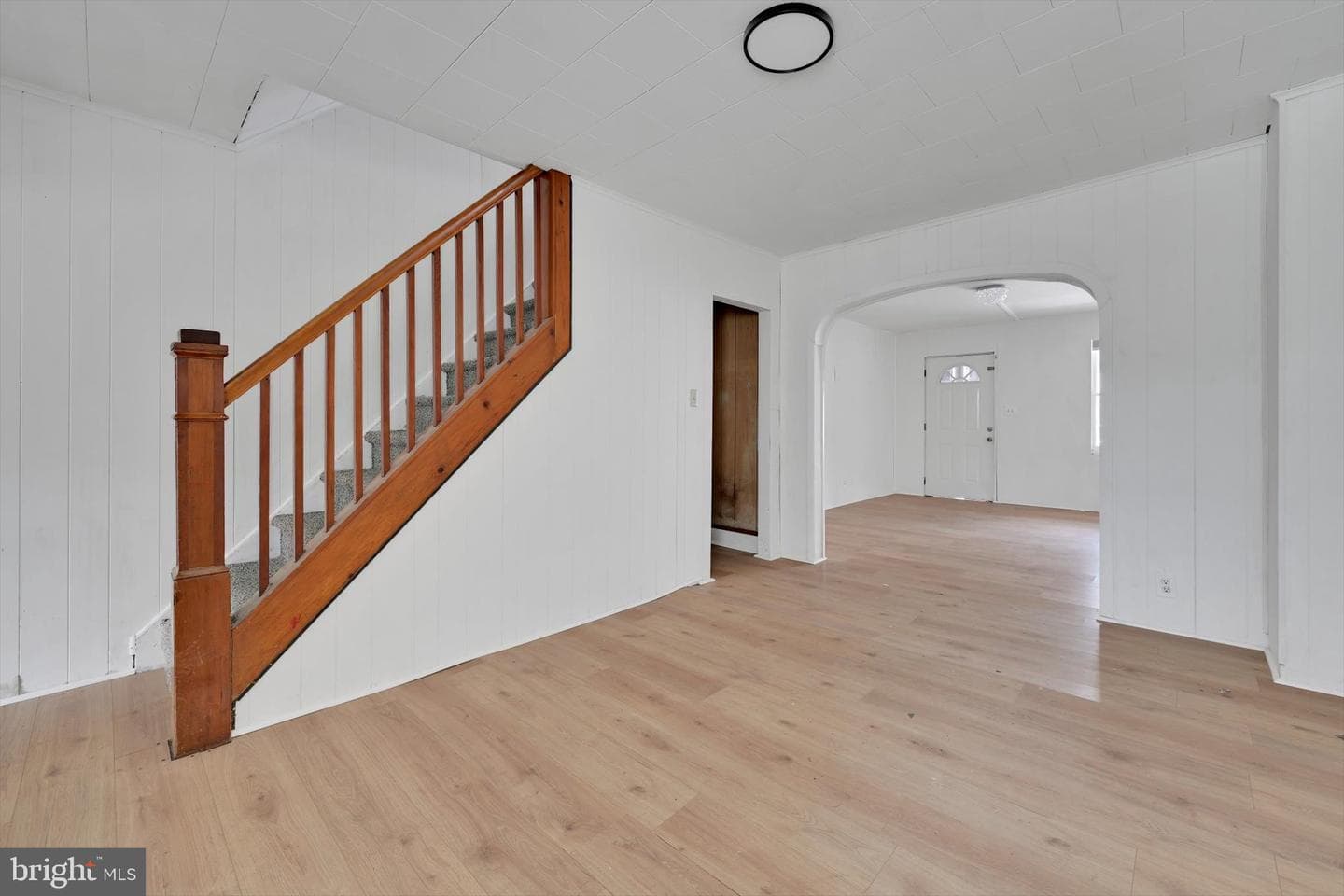 229 Valley Street photo 9