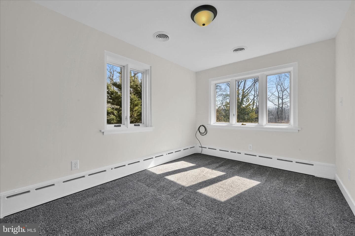 65 Hawk Lane photo 18