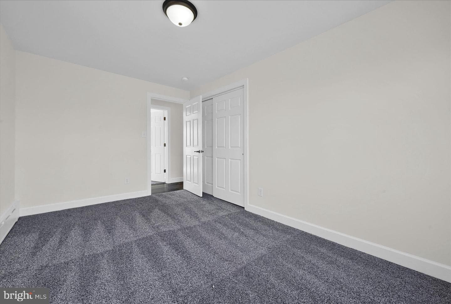 65 Hawk Lane photo 21